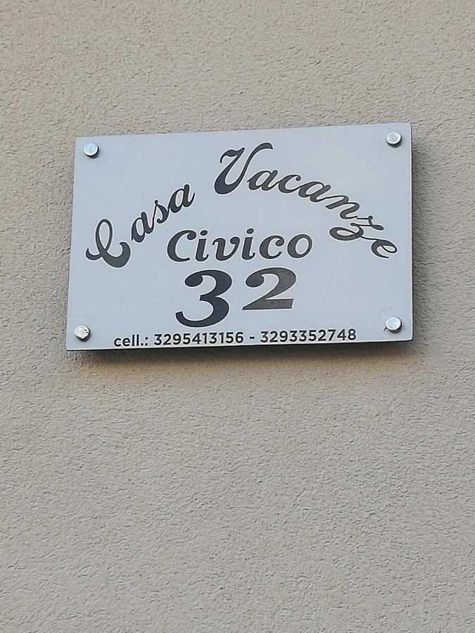Casa Vacanze Civico 32 蒙泰斯卡廖索 外观 照片